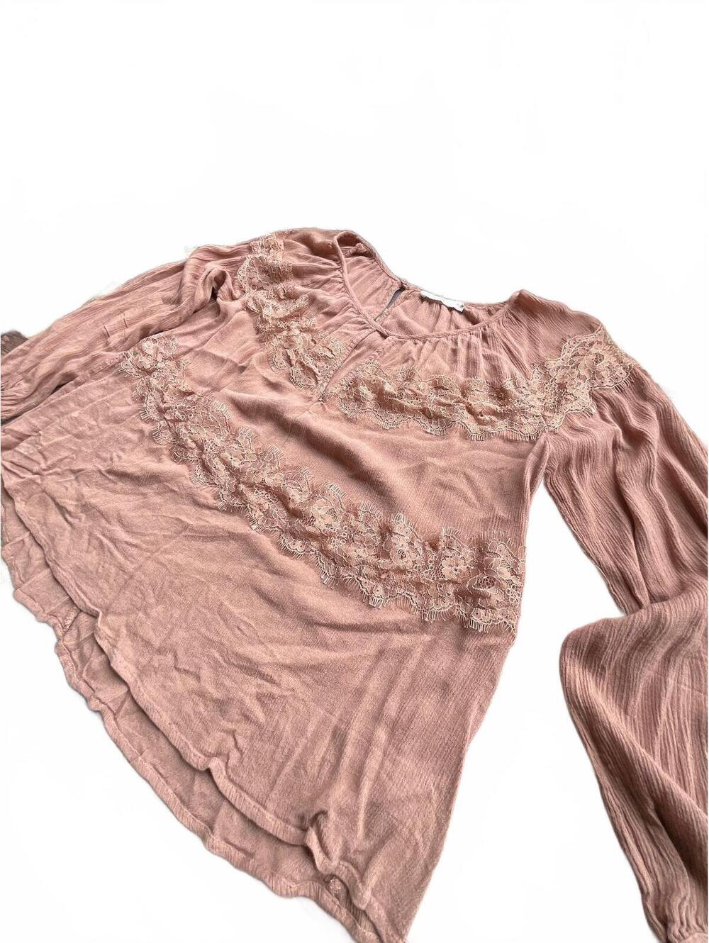 Mauve lace trim long sleeve blouse